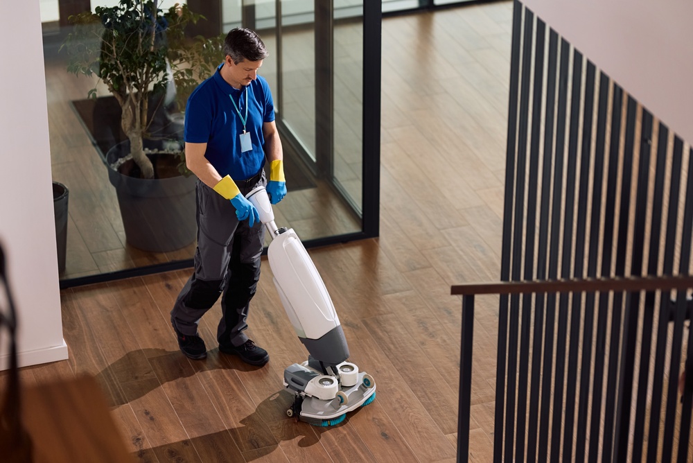 Specialty retail chain multi-site maintenance programme